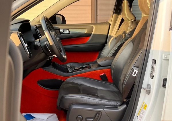 Volvo XC 40 cena 110000 przebieg: 116930, rok produkcji 2019 z Koło małe 154